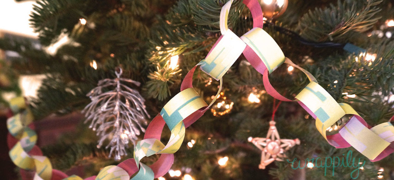 DIY Paper Chains: A Delightful Old-fashioned Tree Trimming