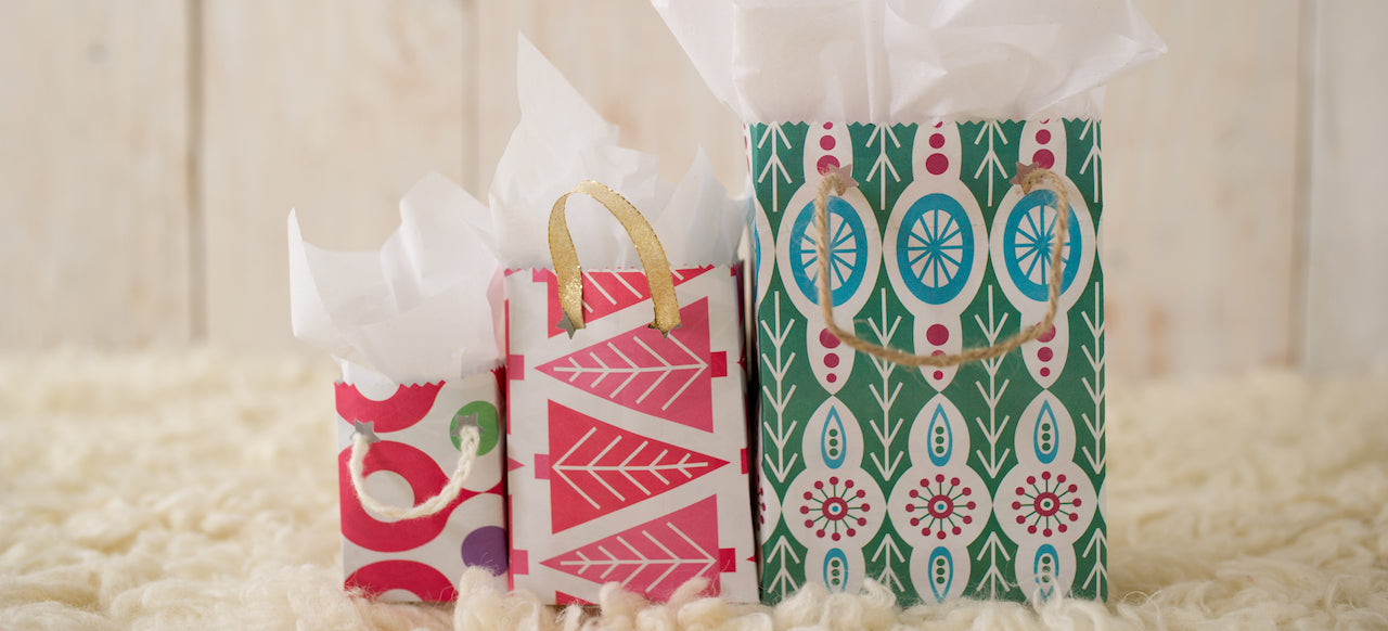 Paper Bag Gift Wrapping: How to make it